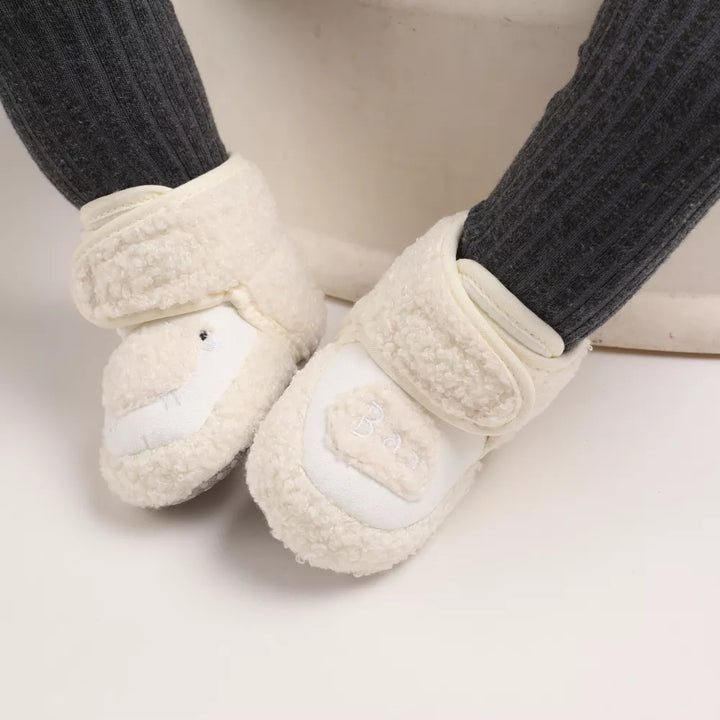 Cuddly Cozy Baby Booties - Winter Warmth Collection for Infants 0-18M