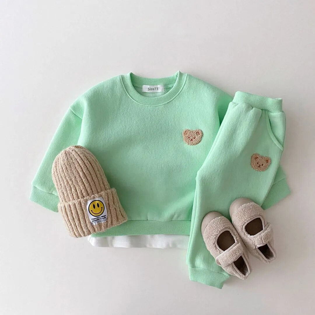 Korean-Style Warm Bear Velvet 2-Piece Set: Winter Pullover Sweatshirt & Harem Pants for Babies
