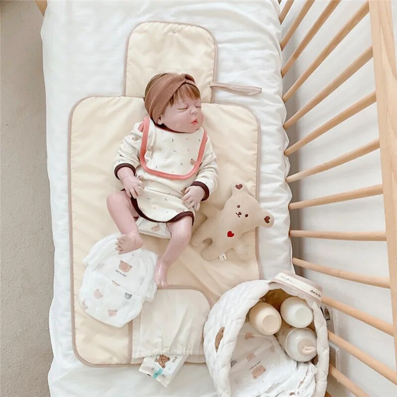 EasyFold Cambiador de pañales impermeable para bebés - Almohadilla versátil para pañales para bebés