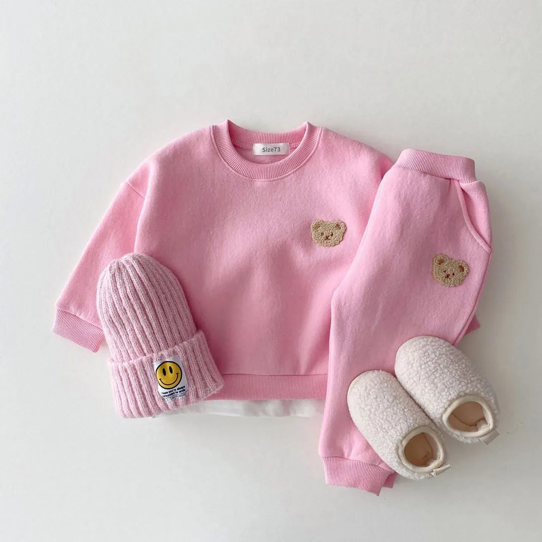Conjunto de 2 piezas de terciopelo cálido estilo coreano: sudadera de invierno y pantalones harén para bebés